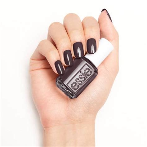 smokin hot essie nail polish